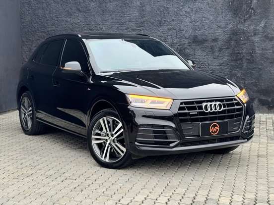 AUDI-Q5-2019
