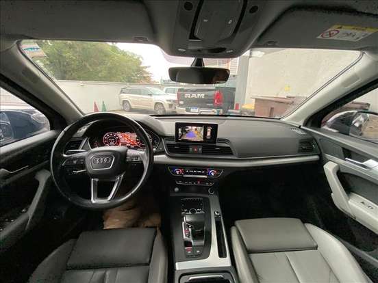 AUDI-Q5-2018
