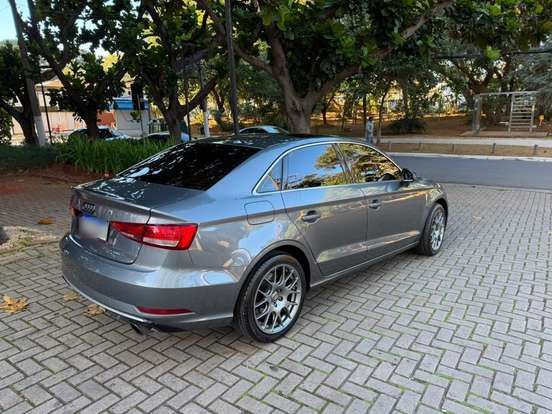 AUDI-A3-2018