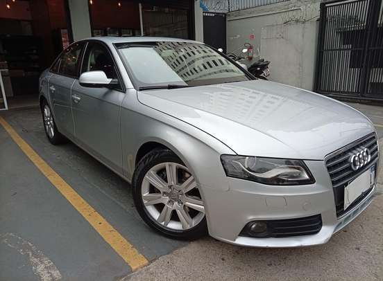 AUDI-A4-2010