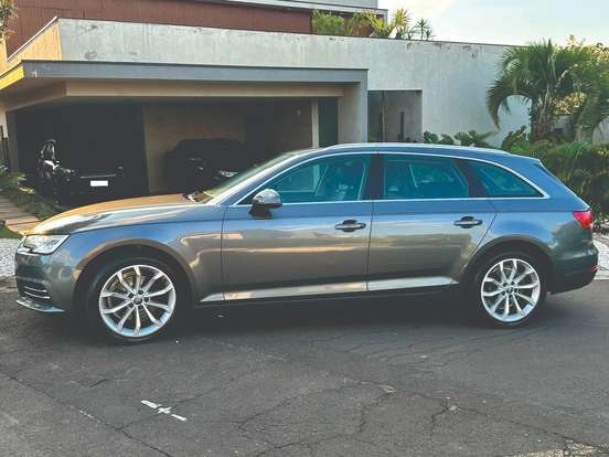 AUDI-A4-2016
