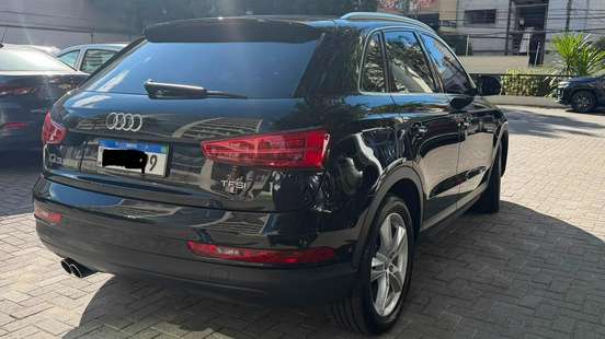 AUDI-Q3-2018