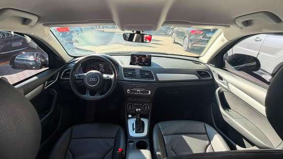 AUDI-Q3-2018