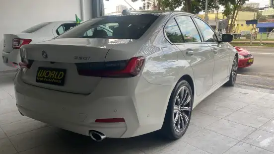 BMW-320i-2025