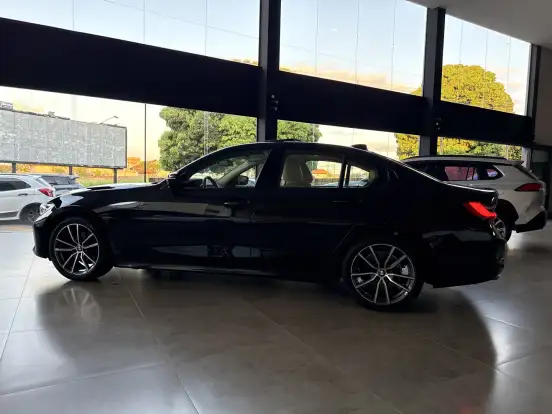 BMW-320i-2.0 16V TURBO GASOLINA SPORT GP AUTOMÁTICO BMW-320i-2019