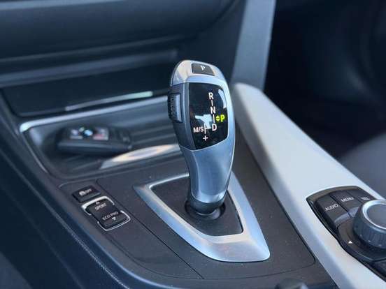 BMW-320i-2.0 16V TURBO ACTIVE FLEX 4P AUTOMÁTICO BMW-320i-2013