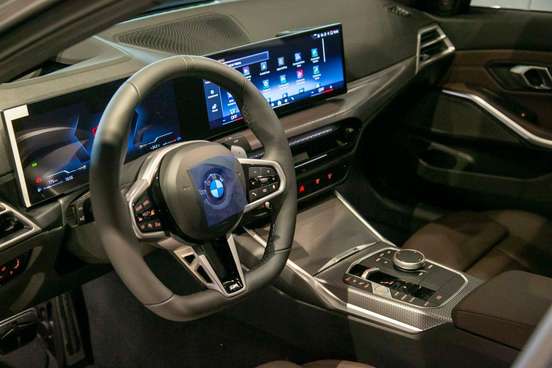 BMW-320i-2026