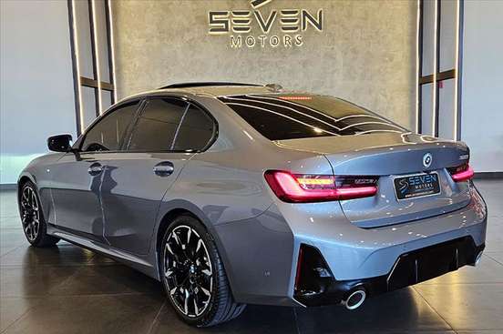 BMW-320i-2025
