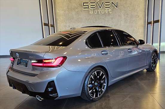 BMW-320i-2025