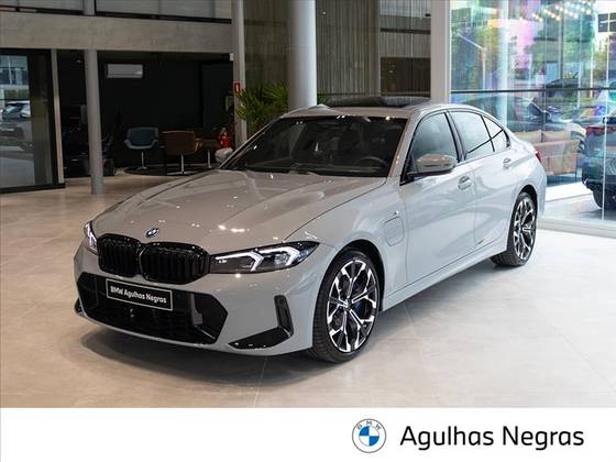 BMW 330e 2.0 16V TURBO HÍBRIDO M SPORT AUTOMÁTICO