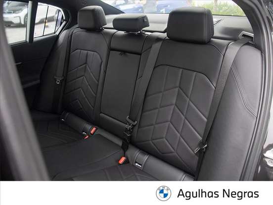 BMW-530e-2025