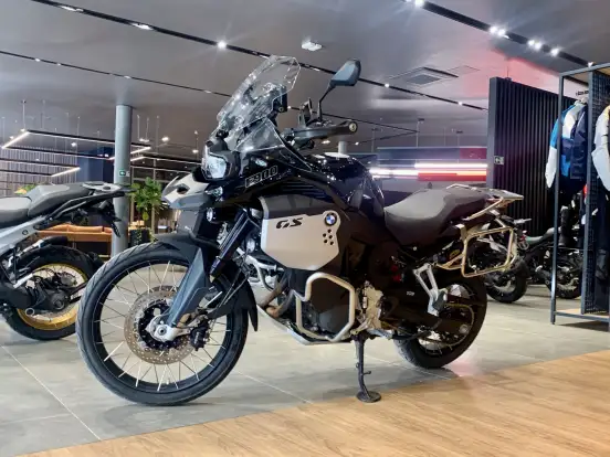 BMW-F 900 GS ADVENTURE-2025