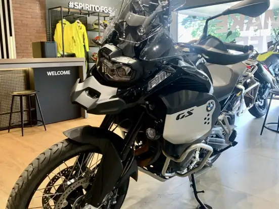 BMW-F 900 GS ADVENTURE BMW-F 900 GS ADVENTURE-2025