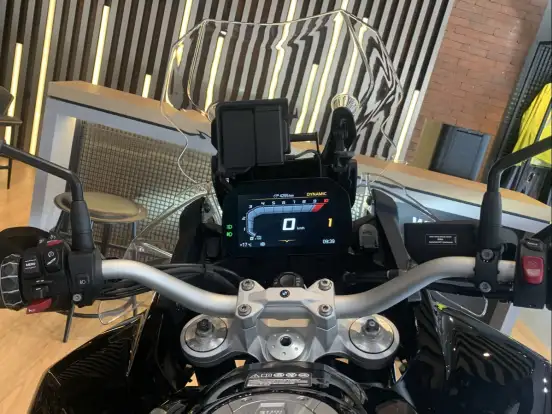 BMW-F 900 GS ADVENTURE BMW-F 900 GS ADVENTURE-2025