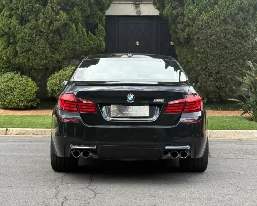 BMW-M5-4.4 V8 32V GASOLINA 4P AUTOMÁTICO BMW-M5-2012