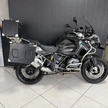 BMW-R 1200 GS ADVENTURE TRIPLE BLACK-2018
