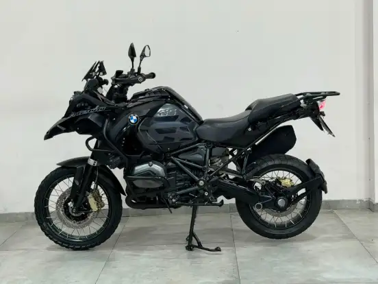 BMW-R 1200 GS TRIPLE BLACK BMW-R 1200 GS TRIPLE BLACK-2018