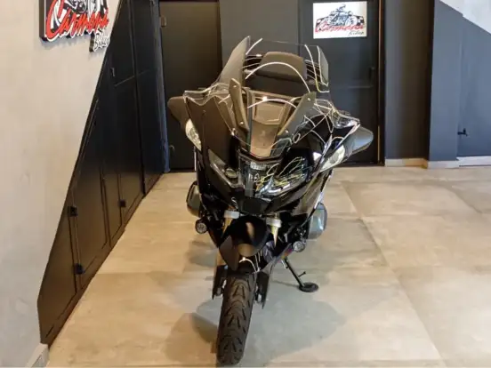 BMW-R 1250 RT BMW-R 1250 RT-2024