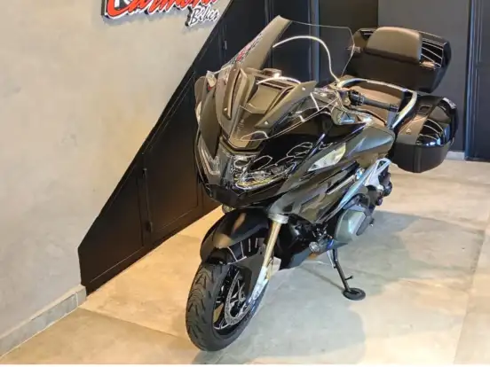 BMW-R 1250 RT BMW-R 1250 RT-2024