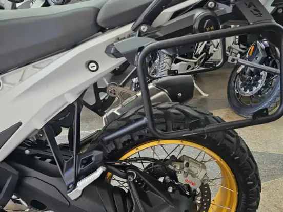 BMW-R 1300 GS TROPHY BMW-R 1300 GS TROPHY-2024