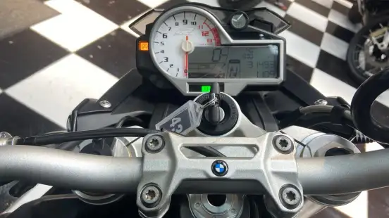 BMW-S 1000 R BMW-S 1000 R-2016