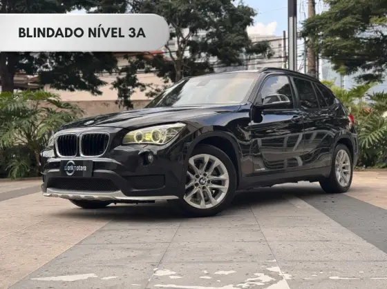 BMW X1 2.0 16V TURBO ACTIVEFLEX SDRIVE20I 4P AUTOMÁTICO BMW X1 2.0 16V TURBO ACTIVEFLEX SDRIVE20I 4P AUTOMÁTICO