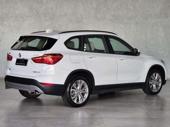 BMW-X1-2.0 16V TURBO ACTIVEFLEX SDRIVE20I 4P AUTOMÁTICO BMW-X1-2019