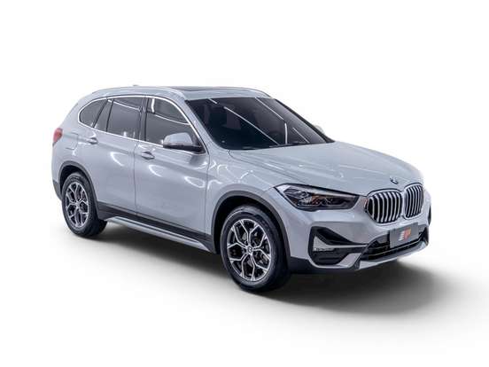 BMW-X1-2.0 16V TURBO ACTIVEFLEX SDRIVE20I 4P AUTOMÁTICO BMW-X1-2020