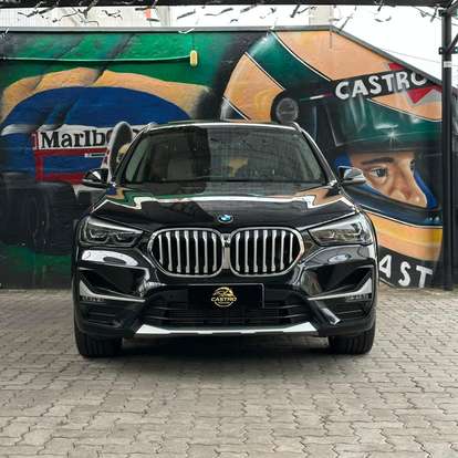 BMW-X1-2021