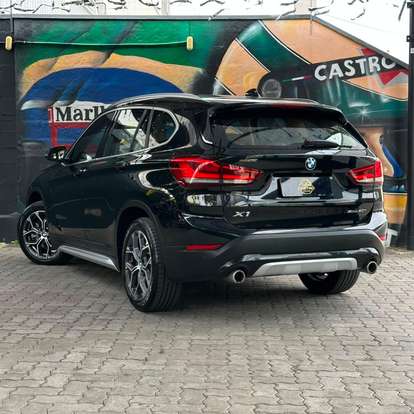 BMW-X1-2021