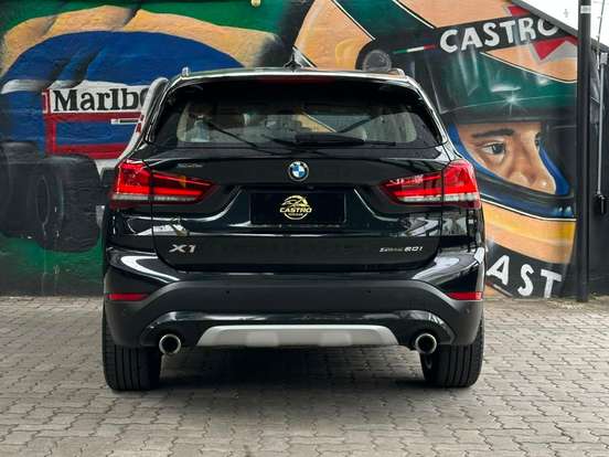 BMW-X1-2.0 16V TURBO ACTIVEFLEX SDRIVE20I X-LINE 4P AUTOMÁTICO BMW-X1-2021