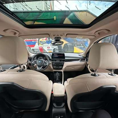 BMW-X1-2021