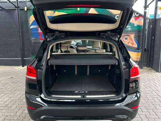BMW-X1-2.0 16V TURBO ACTIVEFLEX SDRIVE20I X-LINE 4P AUTOMÁTICO BMW-X1-2021