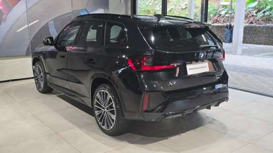 BMW-X1-2024