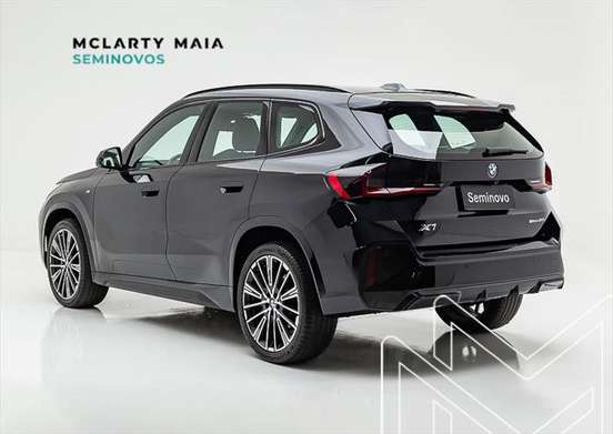 BMW-X1-2024