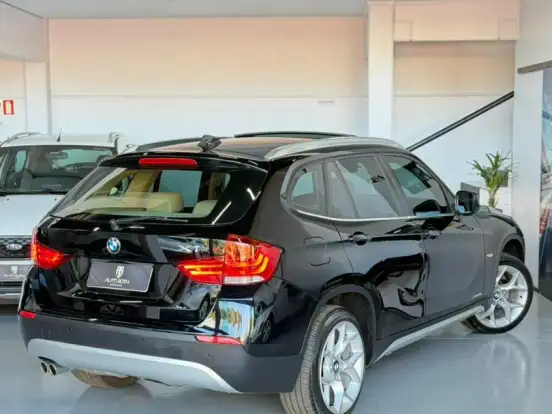 BMW-X1-3.0 24V GASOLINA XDRIVE28I 4P AUTOMÁTICO BMW-X1-2010