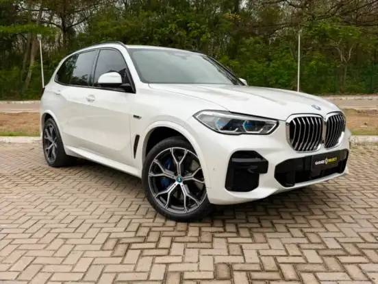BMW-X5-3.0 I6 TURBO HÍBRIDO XDRIVE45E M SPORT AUTOMÁTICO BMW-X5-2023