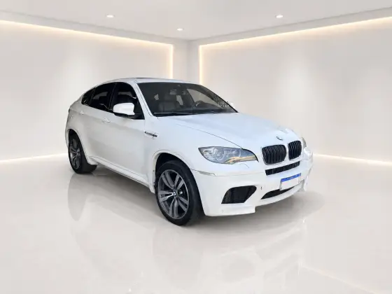 BMW X6 4.4 M 4X4 COUPÉ V8 32V BI-TURBO GASOLINA 4P AUTOMÁTICO BMW X6 4.4 M 4X4 COUPÉ V8 32V BI-TURBO GASOLINA 4P AUTOMÁTICO