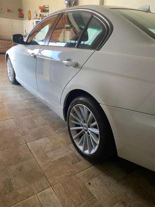 BMW-320i-2.0 16V GASOLINA 4P AUTOMÁTICO BMW-320i-2010