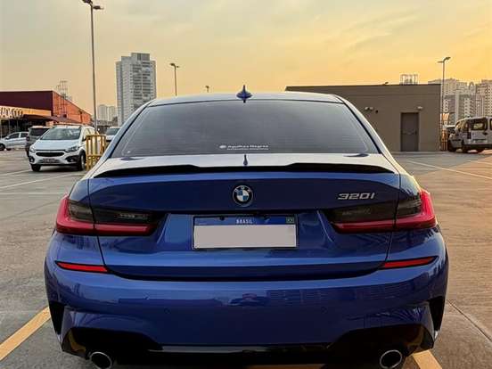 BMW-320i-2.0 16V TURBO GASOLINA M SPORT AUTOMÁTICO BMW-320i-2021