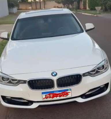 BMW-320i-2015