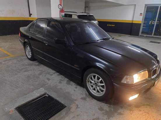 BMW-328i-2.8 SEDAN 24V GASOLINA 4P AUTOMÁTICO BMW-328i-1996