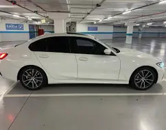 BMW 330i 2.0 16V TURBO GASOLINA SPORT AUTOMÁTICO BMW 330i 2.0 16V TURBO GASOLINA SPORT AUTOMÁTICO
