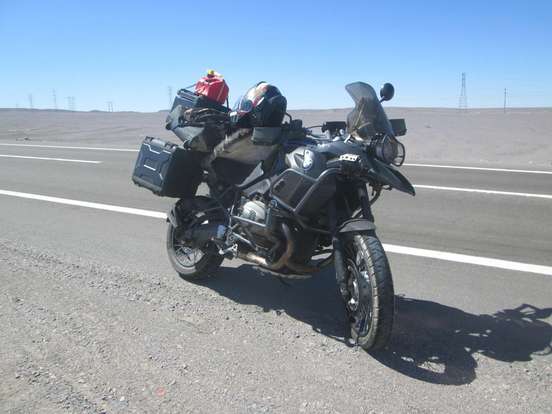 BMW-R 1200 GS ADVENTURE TRIPLE BLACK-2011