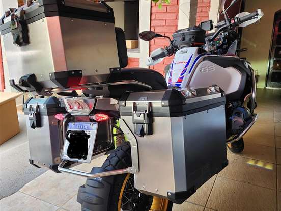BMW-R 1250 GS ADVENTURE PREMIUM RALLYE BMW-R 1250 GS ADVENTURE PREMIUM RALLYE-2023