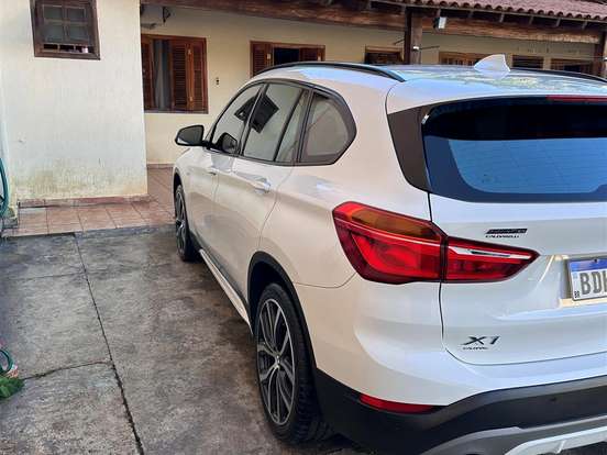 BMW-X1-2.0 16V TURBO ACTIVEFLEX XDRIVE25I SPORT 4P AUTOMÁTICO BMW-X1-2019