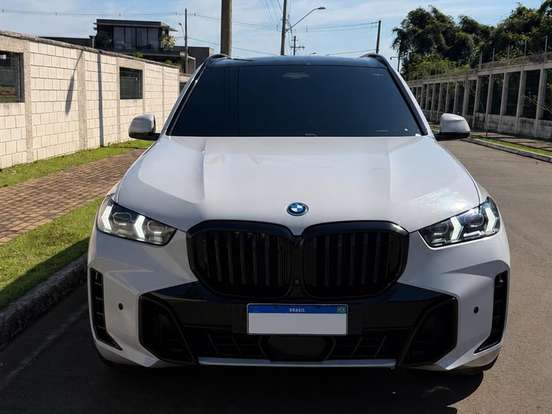BMW-X5-3.0 I6 TURBO HÍBRIDO XDRIVE50E M SPORT AUTOMÁTICO BMW-X5-2023
