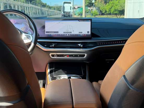 BMW-X5-3.0 I6 TURBO HÍBRIDO XDRIVE50E M SPORT AUTOMÁTICO BMW-X5-2023
