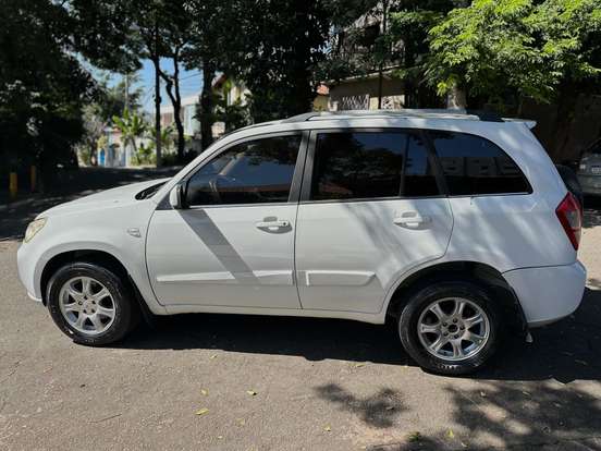 CAOA CHERY-TIGGO-2.0 16V GASOLINA 4P AUTOMÁTICO CAOA CHERY-TIGGO-2014