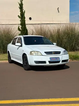 CHEVROLET ASTRA 2.0 MPFI ADVANTAGE SEDAN 8V FLEX 4P AUTOMÁTICO CHEVROLET ASTRA 2.0 MPFI ADVANTAGE SEDAN 8V FLEX 4P AUTOMÁTICO